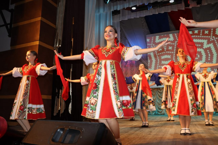 Ансамбль "Радость".